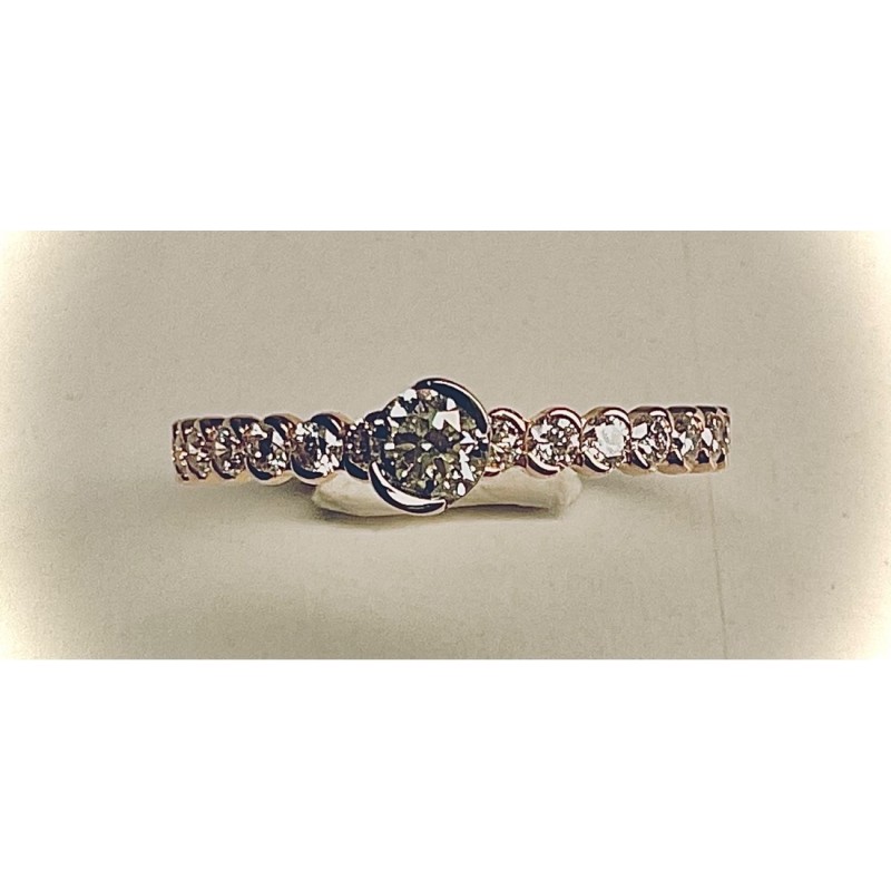 Bague Or et Diamant du centre 0,20 ct